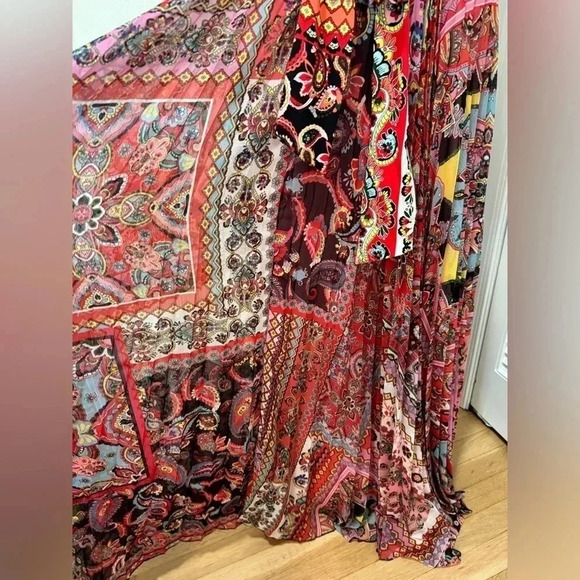 NWT Alice + Olivia Deona Paisley Pleated Maxi Dress size 14 - Picture 6 of 9